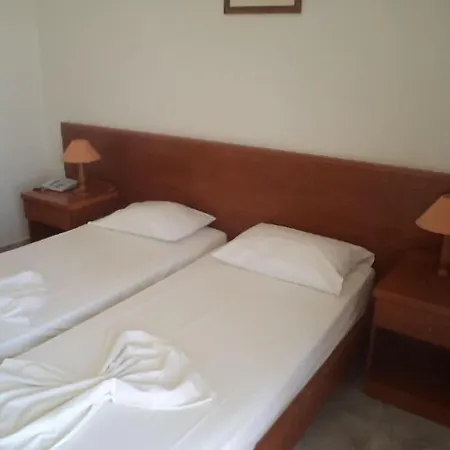 Kamari Bay Hotel