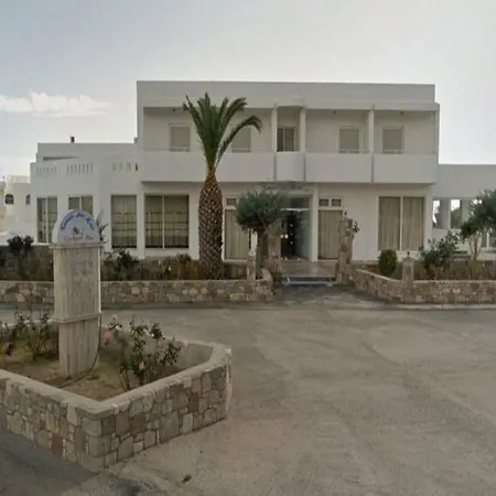 Kamari Bay Hotel